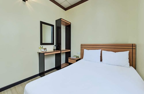 Mendawai Hotel | Hotel O Tri Homestay