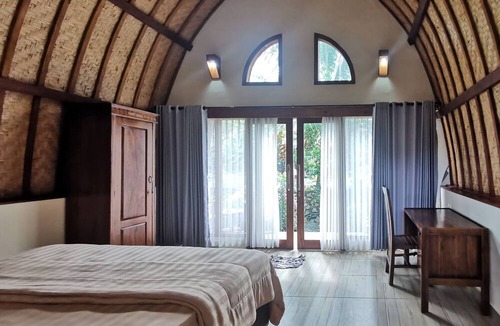 West Selemadeg House | Balian Green Lagoon