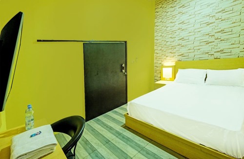 Bantaeng Hotel | Hotel O Callista Homestay Near RSUD Prof. Dr. H. M. Anwar Makkatutu