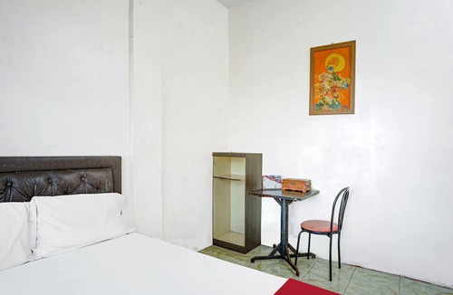 Singkawang Hotel | OYO 92609 Guest House Malay Singkawang