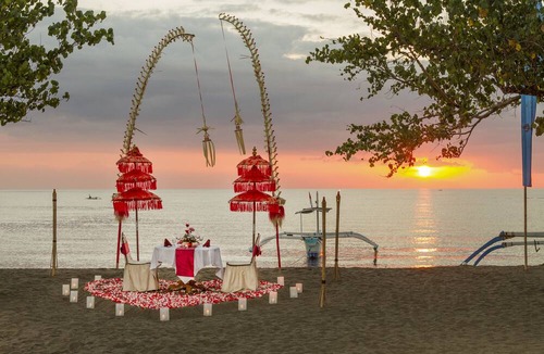 Lovina Hotel | Bali Taman Lovina Resort & Spa Suites