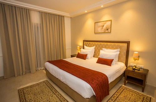 Arrondissement El Bosten Hotel | Hotel Palais Royal