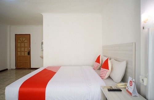 Balikpapan Hotel | Capital O 2885 Hemra Hotel