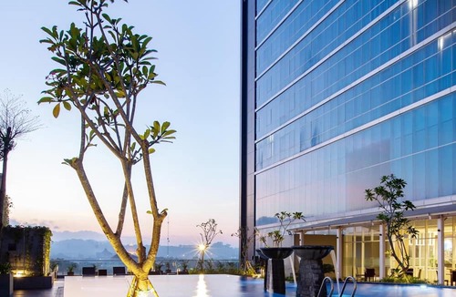 Gresik Hotel | Hotel Santika Gresik