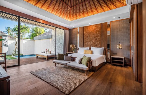 Candi Dasa Hotel | Nirwana Beach & Resort