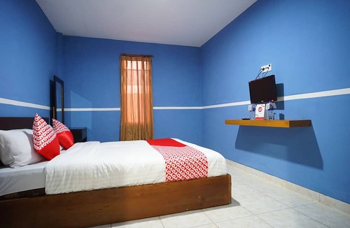 Balikpapan Hotel | OYO 1272 Grand Garuda Guest House