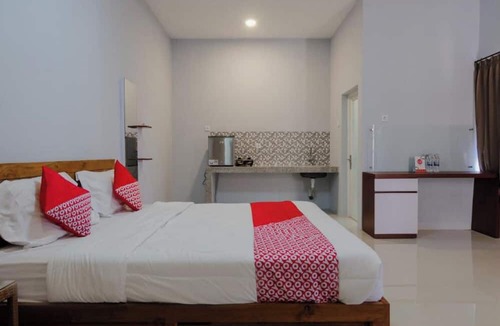 Banyuwangi Hotel | Hotel O Kate'el Inn