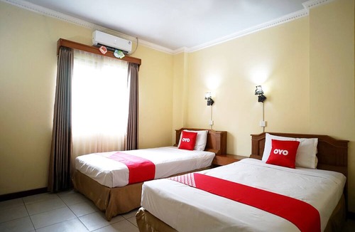 Balikpapan Hotel | OYO 2015 Bandara Hotel Balikpapan