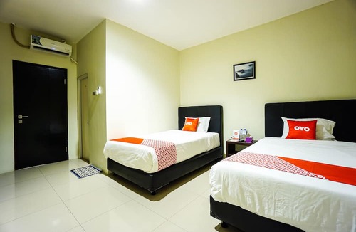 Manado City Centre Hotel | Hotel O Manado near Gereja Advent Tikala Baru formerly Rid's Hotel