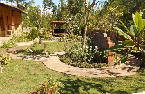 Pejarakan Bed & Breakfast | Taman Menjangan Homestay