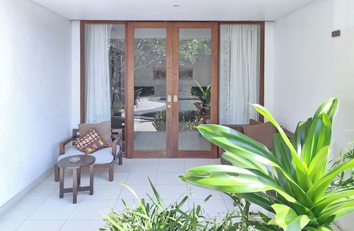 Dewi Sri Hotel | Villa Diana Bali