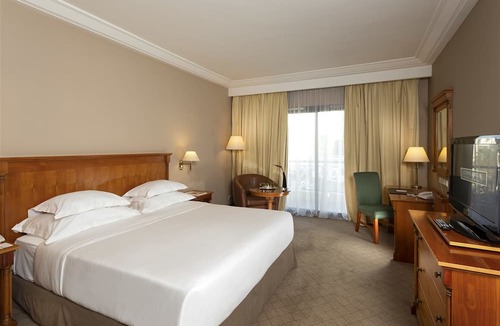 Les Berges du Lac Hotel | Hotel Concorde Les Berges du Lac