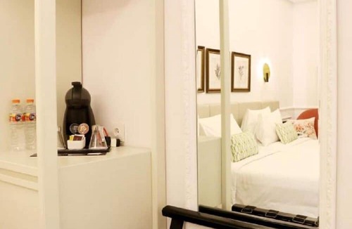 Suko Manunggal Hotel | Brava Suites by ZIA Surabaya