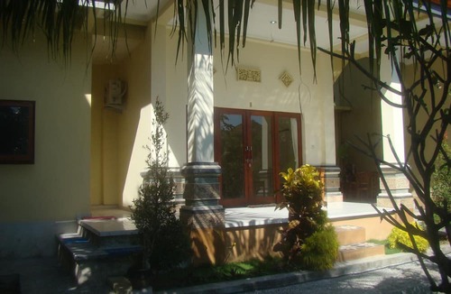 Amed Villa | Villa Taman Padi