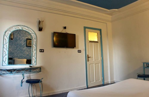Hammam Chatt Hotel | Hotel Donia