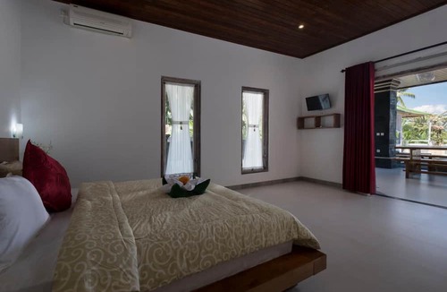 Padangbai Bed & Breakfast | Villa Suari I