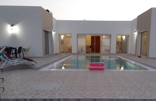 Djerba Midun Villa | Bellle U-shaped villa with swimming pool not overlooked