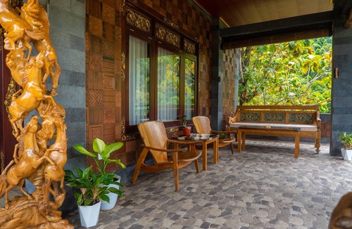 Kalibukbuk House | Villa Selonding Batu