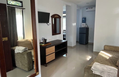 Sawan Hotel | Mandhasativa Homestay