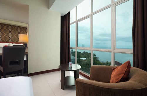 Manado City Centre Hotel | Best Western The Lagoon Hotel