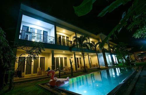 Padonan House | Asung Guesthouse