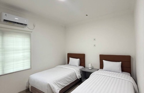 Balikpapan House | Lotus Guest House