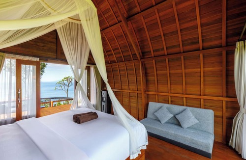 Penida Island Hotel | Eco-tourist Dream Beach Cliff Villas