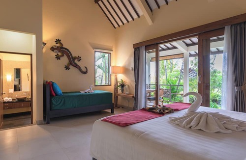 Kayu Putih Hotel | Alamanda Lovina Resort