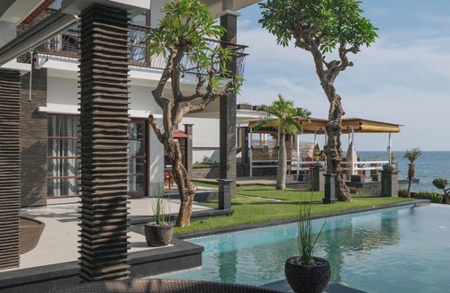 Bukti Villa | Blue Marlin 6-BR Villa Singaraja Bali