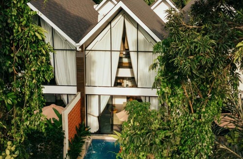 Penatih Resort | Moon Rock Villas