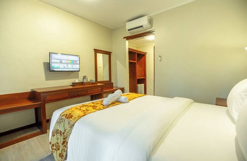 Lovina Hotel | The central lovina hotel & restaurant
