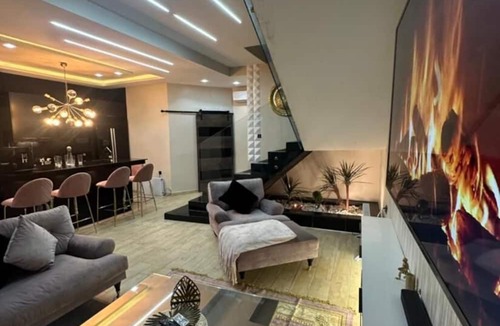 Eastern Khezama Villa | Luxury Central Cosy Villa