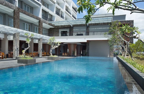 Banyuwangi Hotel | Santika Banyuwangi