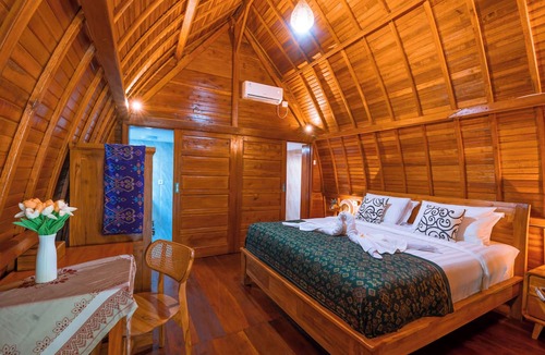 Jasri Villa | Villa Mayu