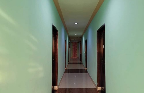 Tetebatu Hotel | OYO 93953 Kost Tamara Near Kantor Desa Sengka