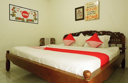 Oro Oro Ombo Hotel | Hotel O Cemara's Homestay