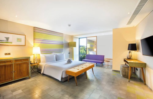 Drupadi Hotel | IKOSHAROLD Suites Seminyak