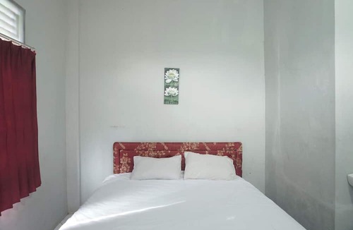 Mendawai Hotel | Hotel O Azwa Gh Katingan Near Lapangan Sepak Bola Pegatan Hilir