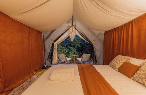 Amlapura Bed & Breakfast | Camani Glamping