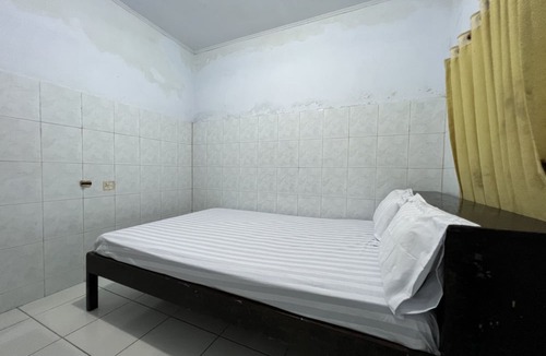 Lawe-lawe Hotel | Hotel O Guest House Akbarrinna