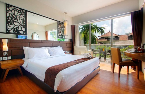 Kuta Selatan Hotel | The Lerina Hotel Nusa Dua