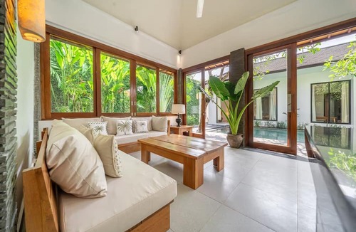 Kerobokan Villa | Mimosa villa
