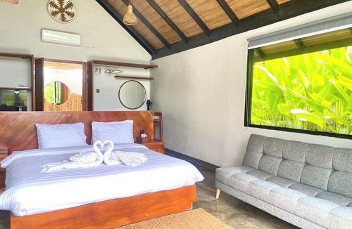Suraberata House | MAXY Guest House