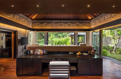Sukawati Hotel | Sanctoo Suites and Villas