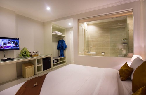 Petitenget Hotel | Amalfi Seminyak