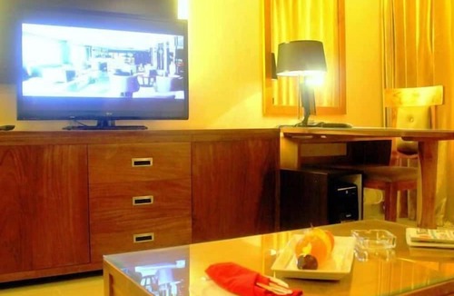Banjartegehe Hotel | Hotel Gran Surya