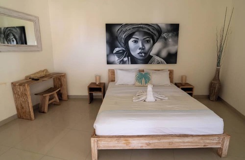 Dewi Sri Villa | Villa Tepi Sungai