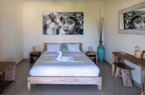 Dewi Sri Villa | Villa Tepi Sungai