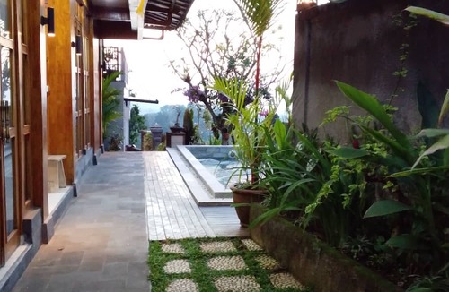 Banjartegehe Villa | Awan Cita Villa Munduk