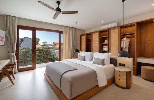 Batubelig Hotel | 3BR - Family Friendly Private Villa in Kerobokan